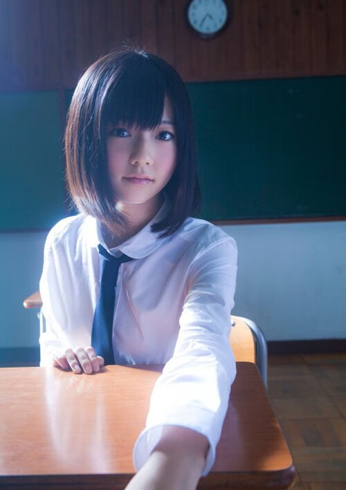 拜仁慕尼黑客场1-1战平沙尔克04,遭遇平局,拜仁慕尼黑客场球衣19-20